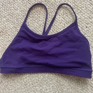 Lululemon sports bra